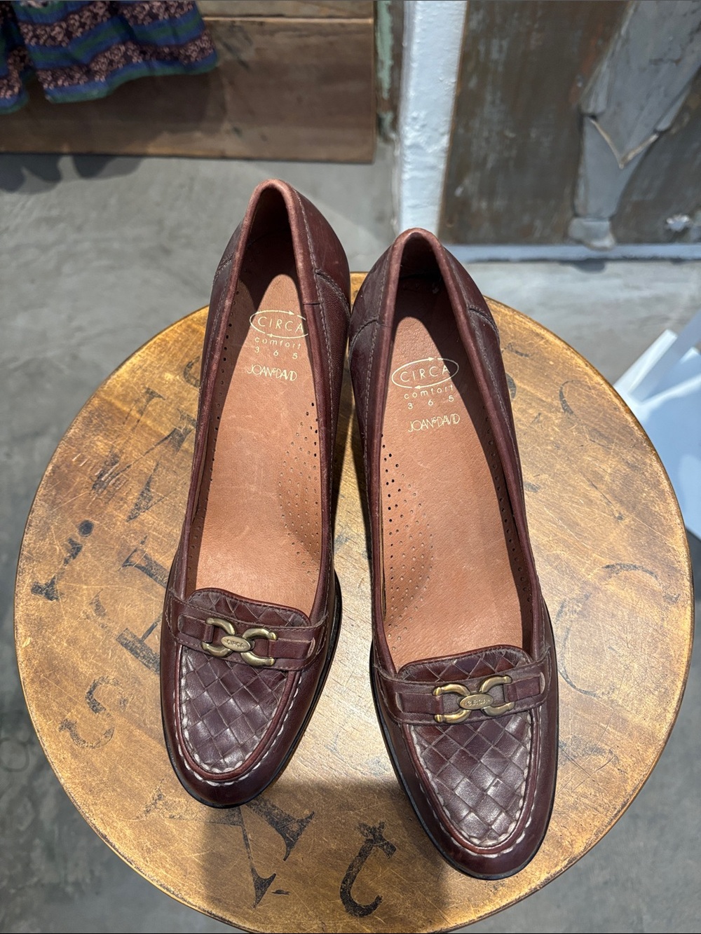 NWOT  circa Joan and David loafers